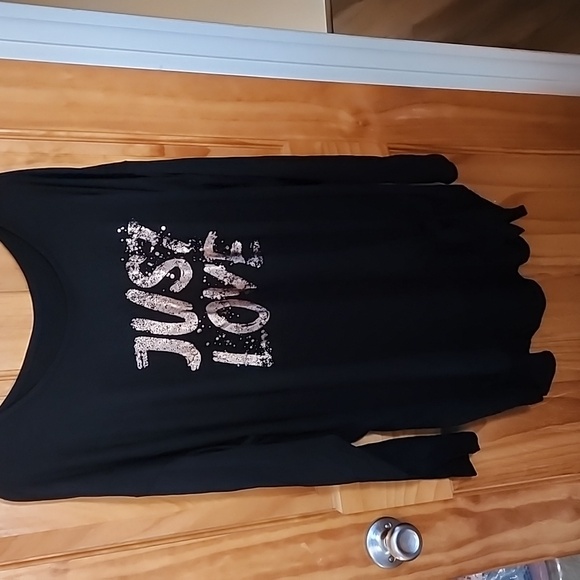 Top - Picture 1 of 3